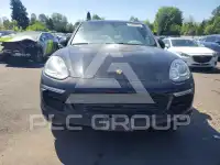 2016 Porsche Cayenne photo