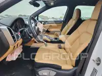 2016 Porsche Cayenne photo