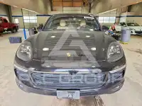 2016 Porsche Cayenne photo