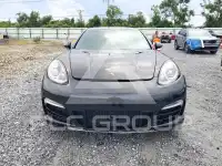 2016 Porsche Panamera photo