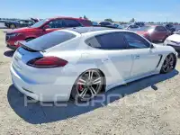2016 Porsche Panamera photo