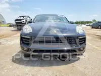 2016 Porsche MACAN photo