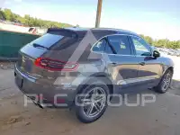 2016 Porsche MACAN photo