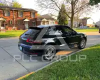 2016 Porsche MACAN photo