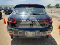 2016 Porsche MACAN photo