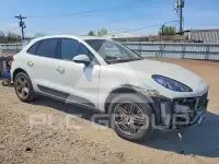 2016 Porsche MACAN photo