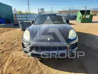 2016 Porsche MACAN photo