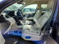 2016 Land Rover Discovery photo