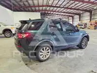 2016 Land Rover Discovery photo