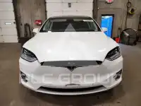 2016 Tesla Model X фото