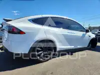 2016 Tesla Model X photo