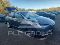 2016 Tesla Model X фото