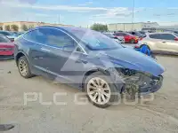 2016 Tesla Model X photo
