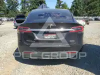 2016 Tesla Model X фото