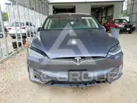 2016 Tesla Model X фото