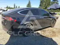 2016 Tesla Model X фото
