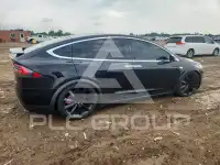 2016 Tesla Model X фото