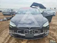 2016 Tesla Model X фото