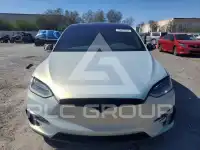 2016 Tesla Model X фото