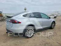 2016 Tesla Model X фото