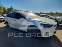 2016 Tesla Model X photo