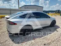 2016 Tesla Model X фото