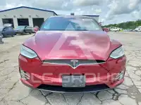 2016 Tesla Model X фото