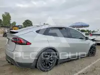 2016 Tesla Model X фото