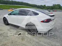 2016 Tesla Model X фото