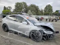 2016 Tesla Model X фото