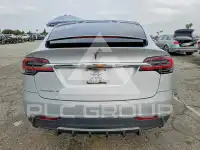 2016 Tesla Model X фото