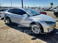 2016 Tesla Model X photo