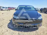 2016 Tesla Model X photo
