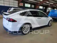 2016 Tesla Model X фото