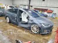 2016 Tesla Model X фото