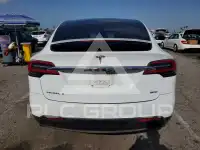 2016 Tesla Model X фото