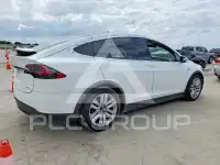 2016 Tesla Model X photo