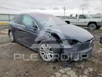 2016 Tesla Model X фото