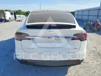2016 Tesla Model X photo