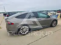 2016 Tesla Model X photo