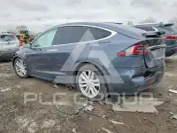 2016 Tesla Model X фото