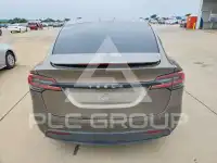 2016 Tesla Model X photo