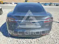 2016 Tesla Model S фото
