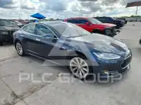 2016 Tesla Model S photo