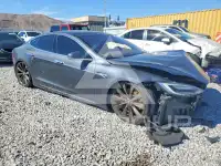 2016 Tesla Model S фото