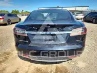 2016 Tesla Model S photo