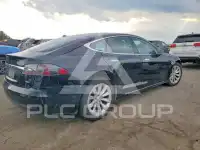 2016 Tesla Model S фото