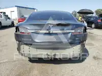 2016 Tesla Model S фото