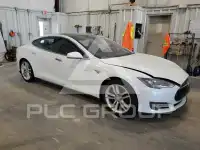 2016 Tesla Model S фото
