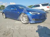 2016 Tesla Model S фото